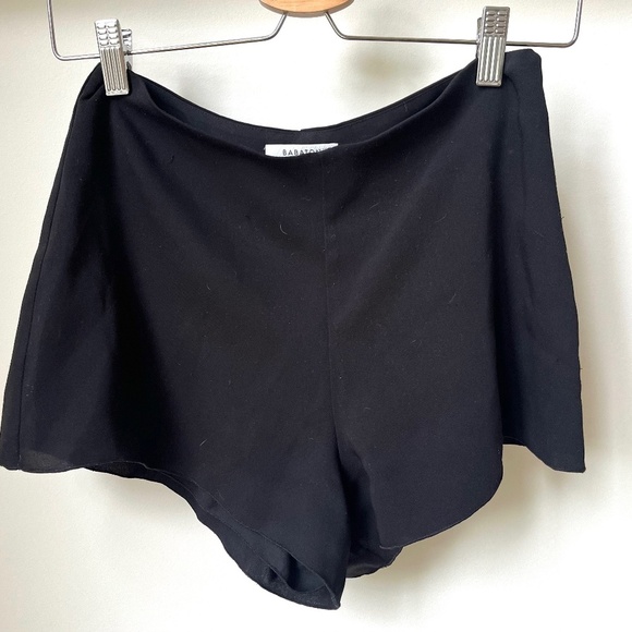 Aritzia Baboon Balck Shorts - Picture 2 of 4